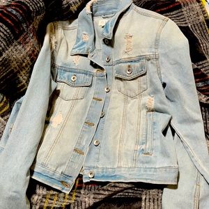 Ripped Jean Jacket(Women’s)